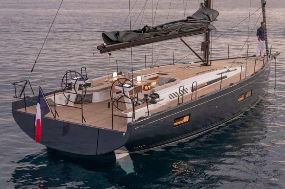 <p>FIRST YACHT 53</p>

<p> </p>
