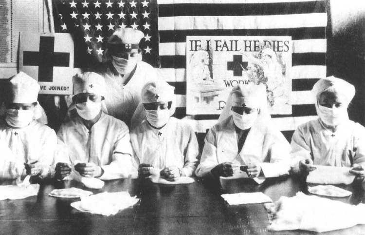 <p><strong>İSPANYOL GRİBİ (1918-1920)</strong><br />
<br />
Birinci Dünya Savaşı’nın son yılında H1N1 olarak sınıflandırılan influenza pandemisi tüm dünyayı kasıp kavuruyordu. Yaklaşık 500 milyon insanın yaklaşık üç yıl süren salgından etkilendiği düşünülüyor.</p>
