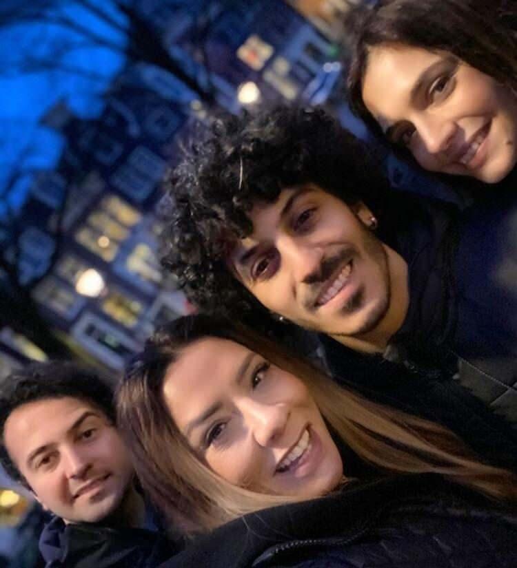 <p><strong>Işın Karaca: </strong></p>

<p>Şarkıcı Işın Karaca, doğum günü için Can Yapıcıoğlu ve arkadaşlarıyla Amsterdam’a gitti...</p>
