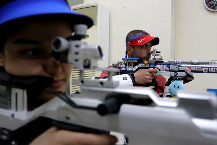 <p>Milli sporcunun bu başarıyı elde etmek için yoğun çalıştığını ifade eden Demir, şöyle konuştu:</p>

<p> </p>
