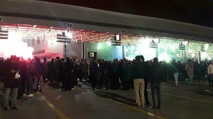 <p>Şehirlerarası otobüs terminalinde askere gidecek gençlerin uğurlanması sırasında yoğunluk yaşandı.</p>