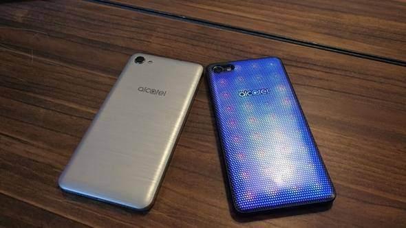 <p>Alcatel A5 LED: 1.43 Watt</p>
<p> </p>