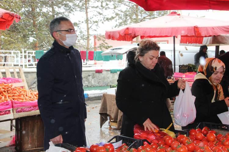 Kalabalık'tan eser kalmadı! Meyve fiyatları yarı yarıya düştü