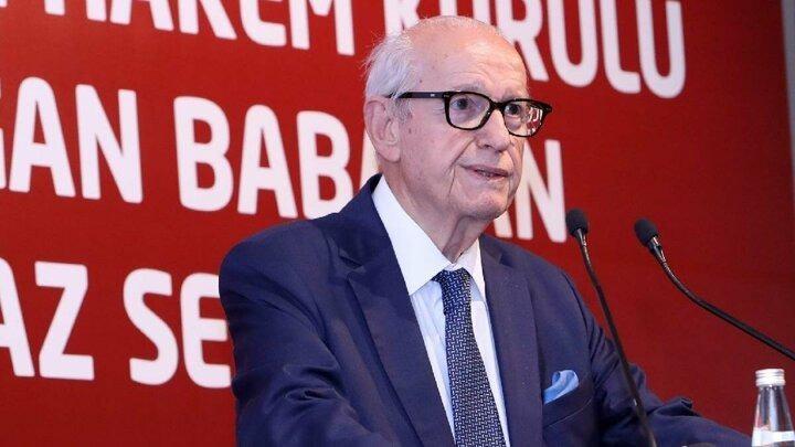 <p>Şenes Erzik - 77 yaşında</p>