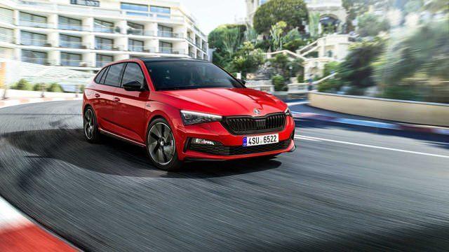 <p><span style="color:#FF8C00"><strong>SKODA SCALA</strong></span></p>
<p>Skoda'nın Rapid modelinin yeni jenerasyonu görevi gören Scala, iç yaşam hacmi ile dikkat çekiyor.</p>