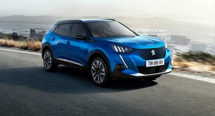 <p><span style="color:#FF8C00"><strong>PEUGEOT 2008</strong></span></p>
<p>Peugeot'nun b-segmentte yer alan SUV modeli, öncüsüne göre artan boyutları ve 3008 modeline benzer tasarımı ile dikkat çekiyor.</p>