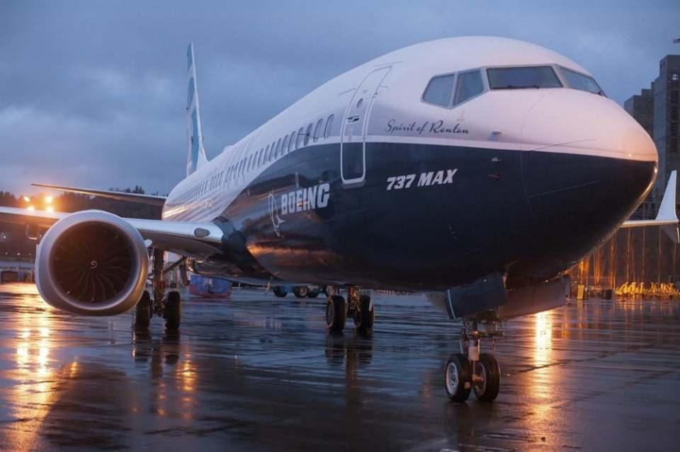 <p>Bir önceki modele oranla yüzde 20 yakıt tasarrufu vadeden Boeing 737 MAX'ın maksimum menzili 6510 kilometre.</p>

<p> </p>
