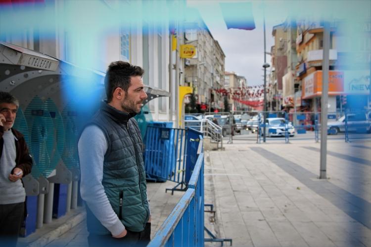<p>“92 yıllık bir çarşıda ilk defa kepenkler indirildi”</p>