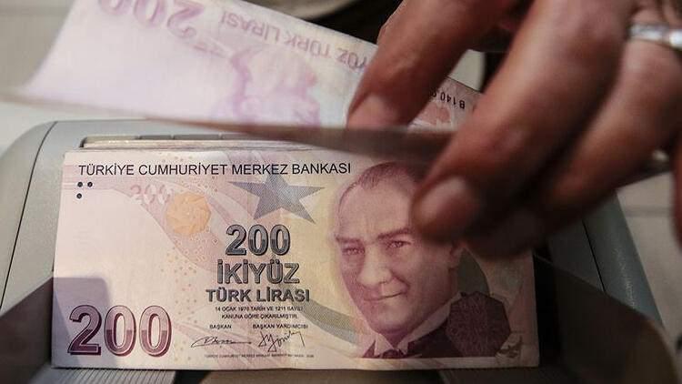 <div>Kredi Garanti Fonu’na 50 milyar TL aktarılması öngörülüyor.</div>
<div> </div>
<div>Derneklere üye olma ve üyelikten çıkma konusunda bildirimin 45 güne çıkarılması ve dernek merkezinin bulunduğu dernekler birimine yapılması öngörülüyor.</div>