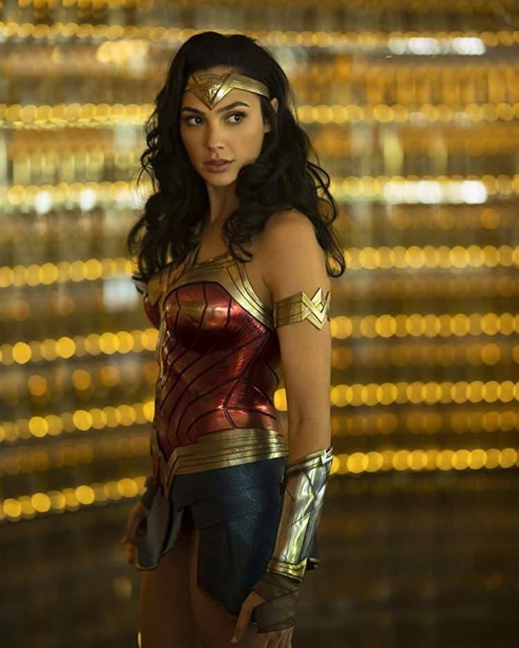 <p><span style="color:#800080"><strong>Wonder Woman 1984<br />
Orijinal vizyon tarihi: 5 Temmuz 2020</strong></span><br />
<br />
<strong>Vizyona gireceği tarih 14 Ağustos 2020 olarak biliniyor.</strong></p>