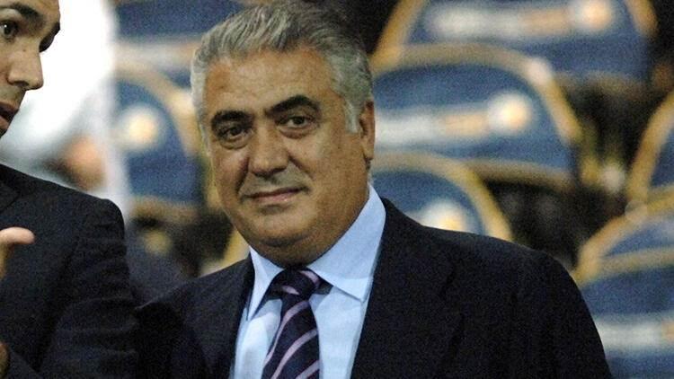 <p>Real Madrid'in eski başkanlarından Lorenzo Sanz, yeni tip koronavirüse yakalanmasının ardından hayatını kaybetti.</p>
<p> </p>