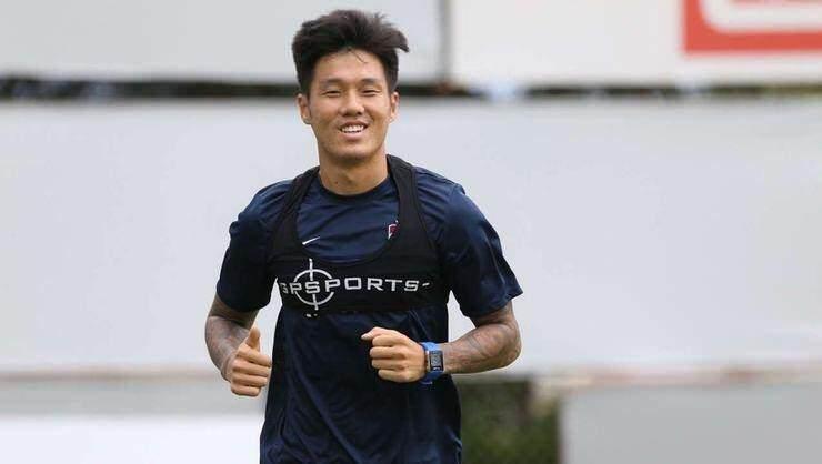 <p>Hyun-jun Suk - 2016-17 sezonunda Trabzonspor'da forma giymişti</p>
<p> </p>