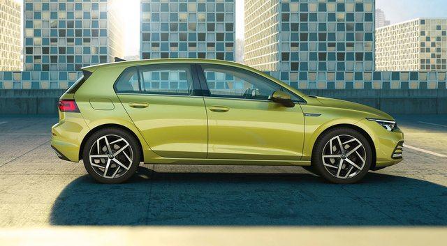 <p><span style="color:#FF8C00"><strong>VW GOLF</strong></span></p>
<p>Alman markanın en çok satılan modeli Golf, yılın ikinci yarısında Türkiye'de satışa sunulacak. Otomobilde dizel motor yerine yarı hibrit motor yer alacak.</p>