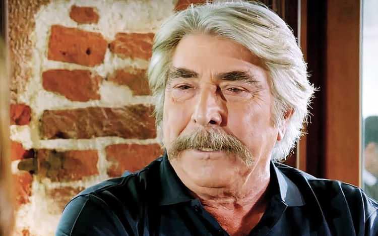 <p><strong>Erdal Özyağcılar: 72</strong></p>
<p> </p>