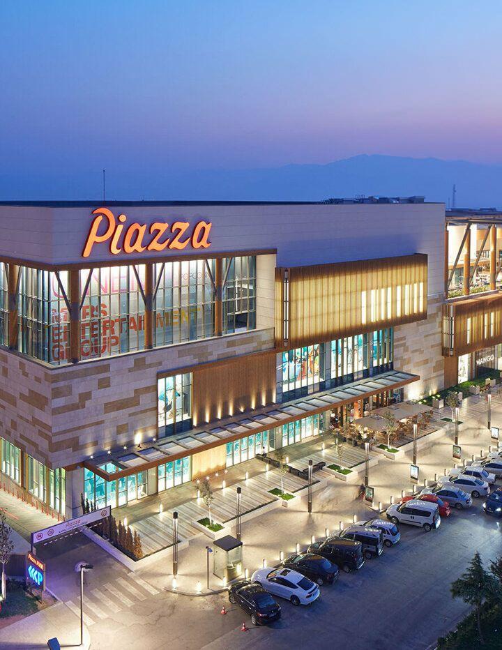 <p>Kahramanmaraş Piazza AVM 20 Mart-30 Nisan dönemi için kira bedeli almayacak.</p>

<p> </p>
