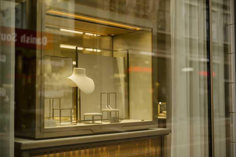 <p>Danimarka'nın Başkenti Kopenhag'da yeni tip koronavirüs (Kovid-19) vakaları ve virüse karşı alınan önlemler devam ediyor. Önlemler nedeniyle kentte sessizliğin hakim olduğu gözlemlendi.</p>

<p> </p>
