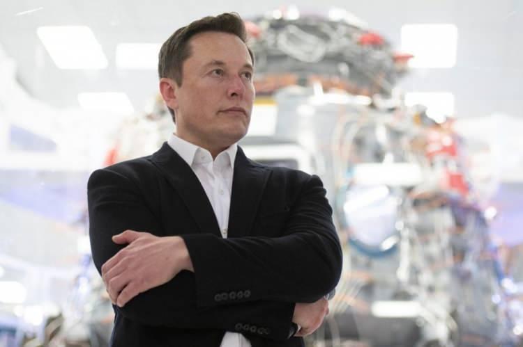 <p>28: ELON MUSK</p>

<p>Toplam gelir: 30 milyar dolar</p>

<p> </p>

<p>Sektör: Teknoloji</p>

<p> </p>

<p>Ülke: ABD</p>

<p> </p>
