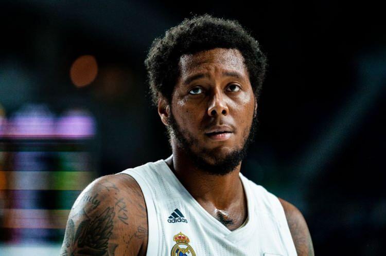 <p>TREY THOMPKINS - REAL MADRID (BASKETBOL)<br />
 </p>
