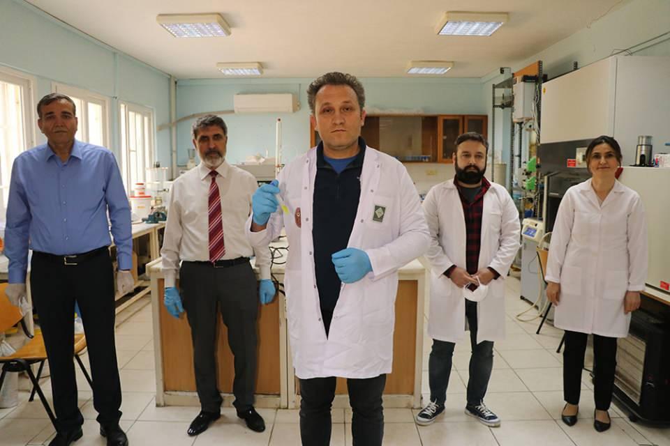 Türk doktorlar koronavirüsü engelleyen etken maddesi geliştirildi