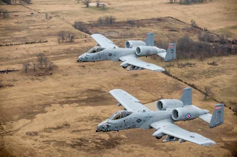 <p>Uçakların Link 16 veri bağlantılarıyla entegrasyonunu takiben A-10, taktik jetler, elektronik savaş uçağı, bombardıman uçakları, AWACS ve F-35 gibi diğer tüm hava varlıkları ile iletişim kurabilecek ve veri alışverişi yapabilecek.</p>
<p> </p>