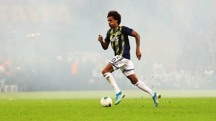 <p><strong>LUIZ GUSTAVO - 215 BİN TL</strong></p>
