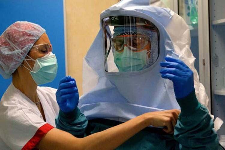 <p>Nisan ayının ikinci haftasında bir gün Nittla işe başlamak üzere hastaneye henüz gitmişti ki, yoğun bakımda girişleri yapan kişi, o günkü ilk görevini söyledi: Bir Covid-19 hastasının tedavisini sonlandırması gerekiyordu.</p>

<ul>
</ul>
