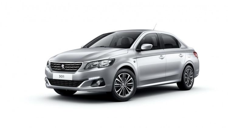 <p><strong> Peugeot </strong>301 Sedan Active donanımla <strong>135 bin 900 TL</strong></p>
