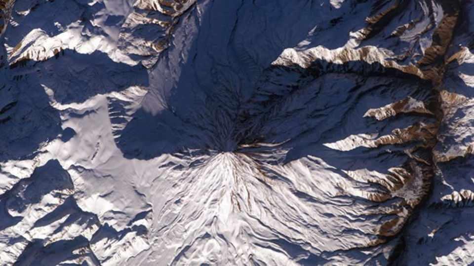 <div>Damavand Dağı (İran) </div>

<div> </div>
