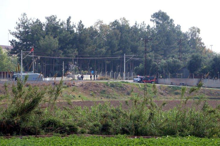 <p> Adana’da cezaevinden tahliyeler başladı</p>
<p>TÜRKİYE Büyük Millet Meclisi (TBMM) Genel Kurulu'nda kabul edilen infaz düzenlemesine ilişkin kanunun, Resmi Gazete’de yayımlanarak yürürlüğe girmesinin ardından Adana E Tipi Kapalı Cezaevi’nden tahliyeler başladı.</p>