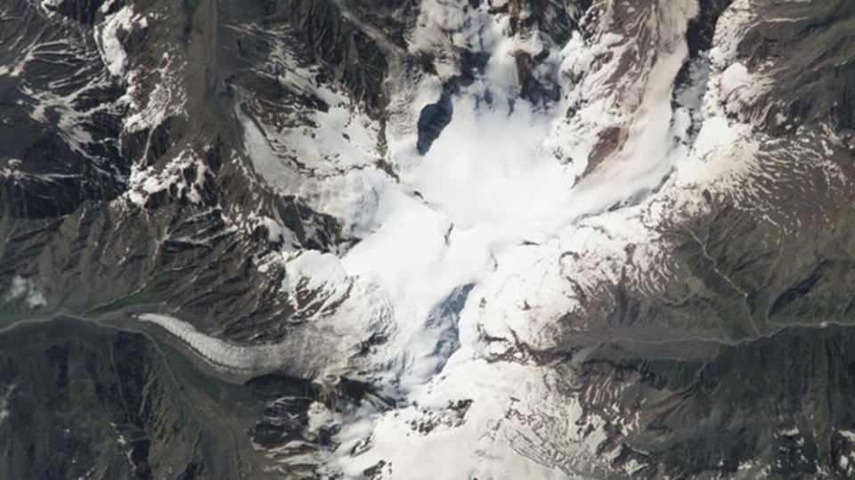 <div>Kazbek Dağı (Rusya) </div>

<div> </div>
