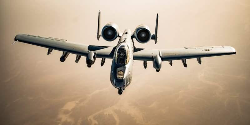 <p>Daha önce her pilon sadece bir silahla sınırlı kalsa da, bir BRU-61 / A rafı sayesinde Warthog her silah pilonunda dört SDB taşıyabilecek.</p>