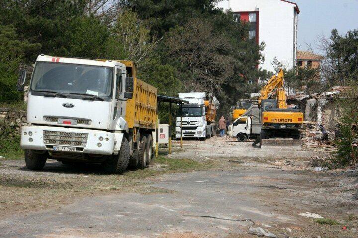 <p> İstanbul Valiliği, İstanbul İl Sağlık Müdürlüğü ve Arnavutköy Belediyesi’nin işbirliğiyle yenilenecek olan hastanedeki çalışmaların 35 günde tamamlanması bekleniyor.</p>