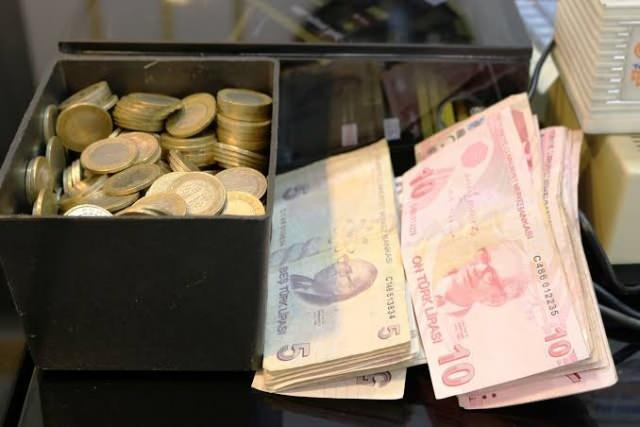 Emeklilere büyük şok! Paraların yarısını yatırdılar