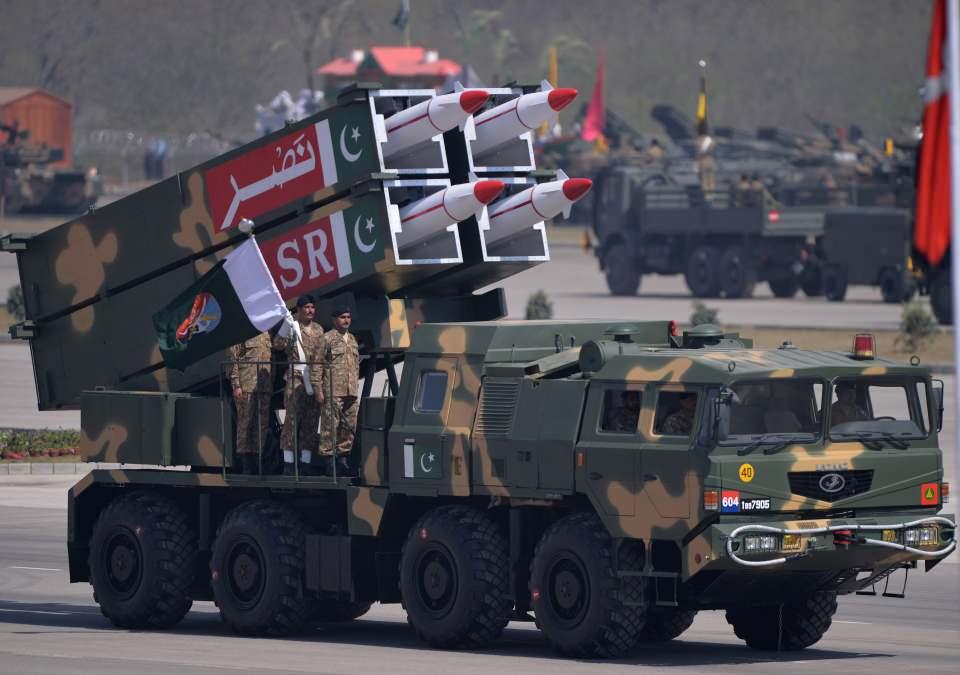 <p>Pakistan<br />
<br />
150-160 adet arası</p>
