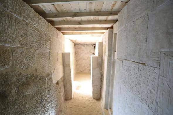 <p>Mısır'daki ünlü Giza Piramitleri'nde yapılan keşif dünyayı şoke etti.</p>
<p> </p>