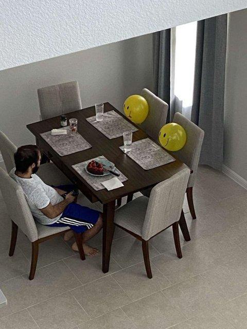 <p>"Arkadaşım bugün doğum gününü kutladı."</p>
<p> </p>