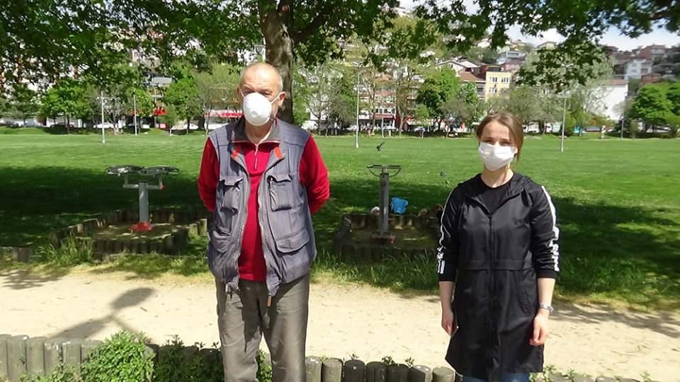 <p>Şanslı'nın sadık dostlarıyla ev halleri cep telefonu kameralarına da yansıdı.</p>
