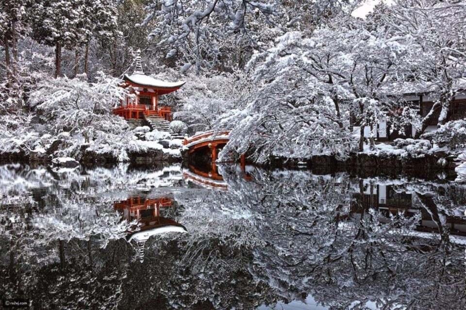 <p>Kar yağışı sonrası Japonya'daki Kyoto tapınağı.</p>