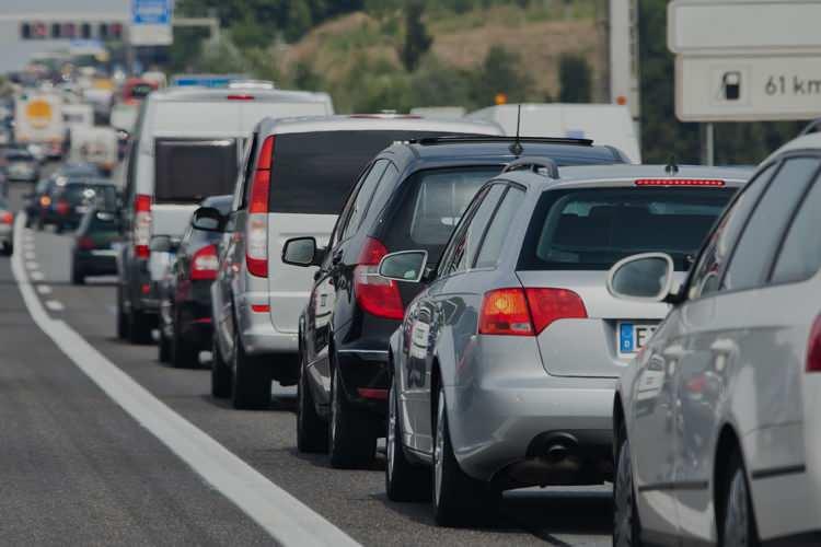 <p>En çok tercih edilen marka Renault'ta, ocakta 11 bin 102, şubatta 4 bin 994, martta 7 bin 457 otomobilin trafiğe kaydı yapıldı.</p>
