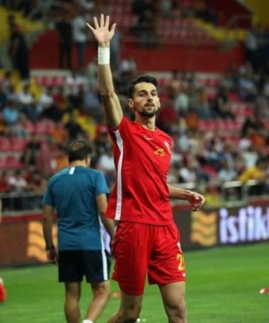 <p>Hep Kablo Kayserispor’a verilen Alpay Çelebi ise, sakatlık yaşayarak formasından uzak kaldı. Beşiktaş, Erdem Seçgin ve Ajdın Hasic’i Ümraniyespor’a kiralarken Muhayer Oktay’ı da Giresunspor’a göndermişti.</p>

<p> </p>
