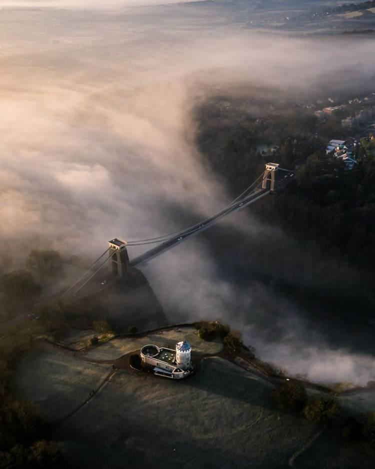 <p>Bristol/ İngiltere</p>

<p> </p>
