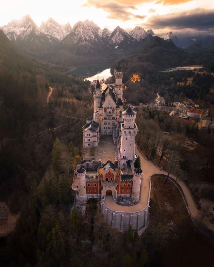 <p>Neuschwanstein Kalesi / Almanya</p>

<p> </p>
