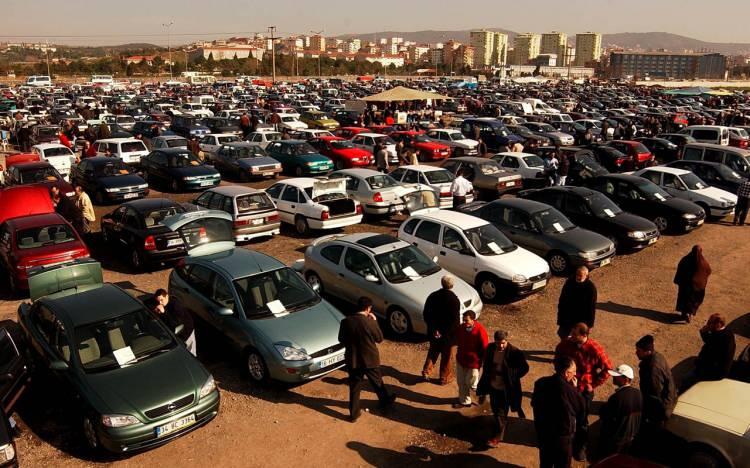 <p>Bakanlıktan kısa süre önce TBMM’ye gelen resmi yazıda, bazı internet sitelerinde gerek bireysel gerekse ticari amaçlarla verilen ikinci el motorlu kara taşıtı ilanlarının yayımlandığı, bu sitelerde söz konusu taşıtların alım satımının yapılmadığı dile getirildi.</p>
<p> </p>