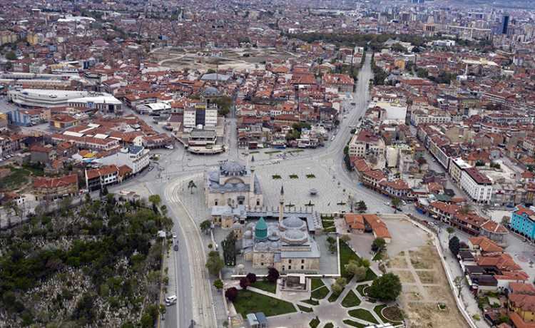 <p>Mevlana Meydanı / Konya</p>