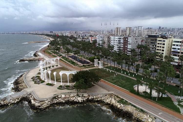 <p>Beşiktaş Meydanı /&nbsp;Mersin</p>
