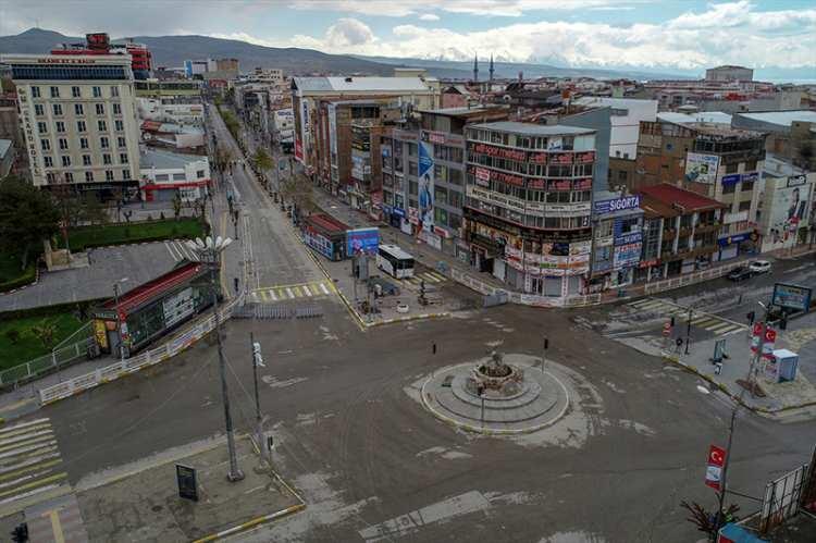 <p>Beşyol Meydanı /&nbsp;Van</p>
