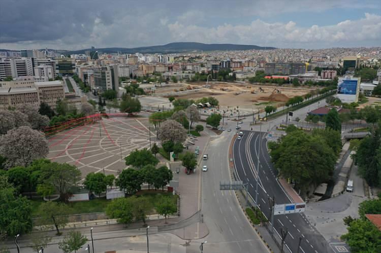 <p>15 Temmuz Demokrasi Meydanı /&nbsp;Gaziantep</p>
