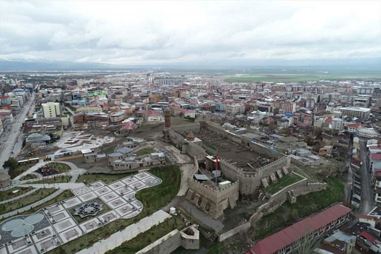 <p>Erzurum Kalesi</p>
