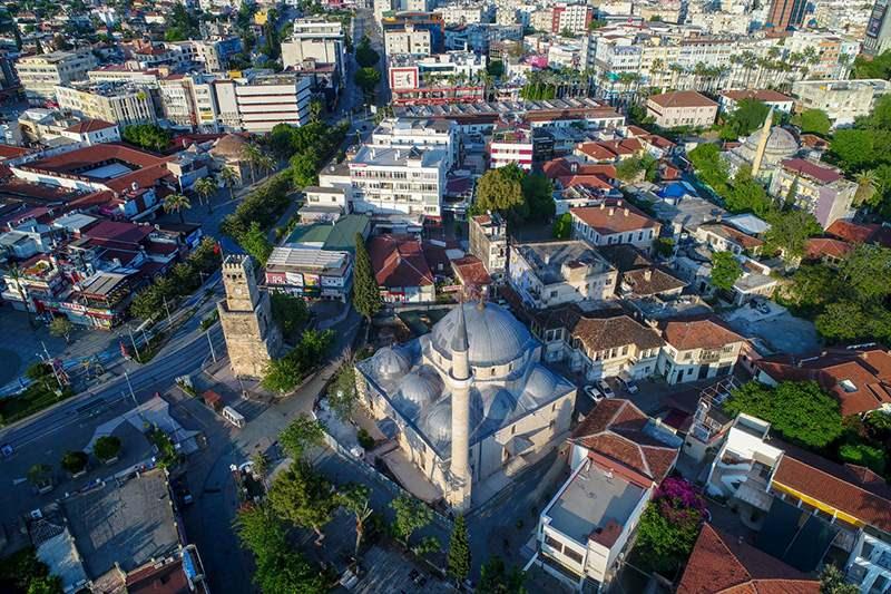 <p>Tekelioğlu Mehmet Paşa Camisi / Antalya</p>
