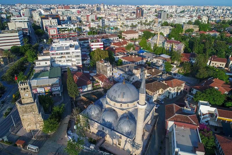 <p>Tekelioğlu Mehmet Paşa Camisi / Antalya</p>
